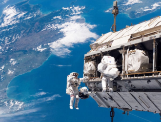 В Совфеде предложили «утопить» МКС в ответ на санкции США