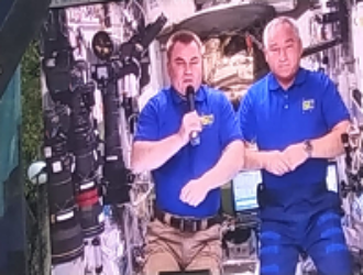 Командир МКС пообещал обогреть и накормить экипаж «Союза МС-15»