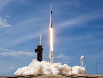 SpaceX планирует запустить в космос в декабре четыре космических аппарата