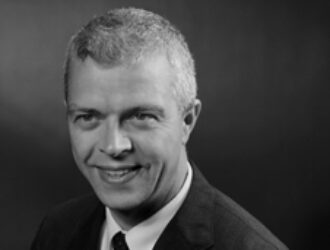 Умер Джон Хуболт