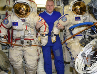 На МКС продолжается подготовка к выходам в открытый космос