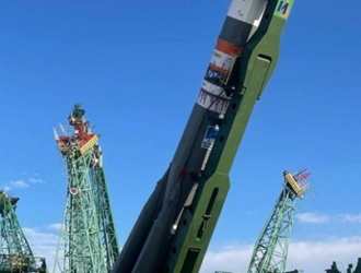 Ракета с кораблем «Союз МС-19» вывезена на старт