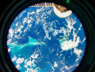 Космонавты проверили, можно ли из открытого космоса достучаться до МКС