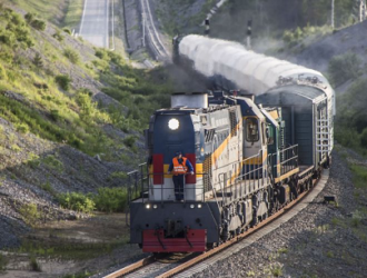 Блоки двух ракет «Союз» доставили на космодром Восточный