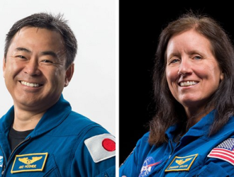 Японский астронавт Акихико Хосидэ принял командование МКС у американки Шэннон Уокер