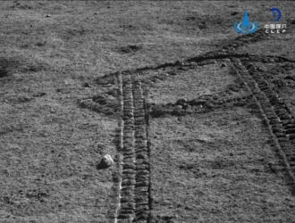 Китайский зонд «Чанъэ-4» возобновил работу на 29-й лунный день