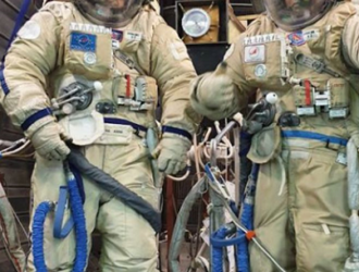 С.Рыжиков и С.Кудь-Сверчков выполнили тренировку в барокамере ТБК-50