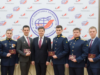 Квалификация космонавта-испытателя присвоена кандидатам, сдавшим Госэкзамен