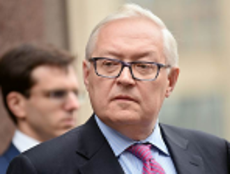 Рябков: РФ призывает США не выдумывать предлоги для отказа от диалога по оружию в космосе