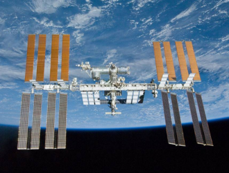 Космонавты вырастили кристаллы коронавируса разных штаммов