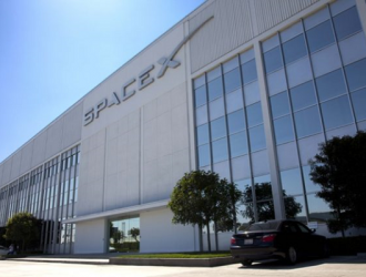 SpaceX продолжает судиться с ВВС США