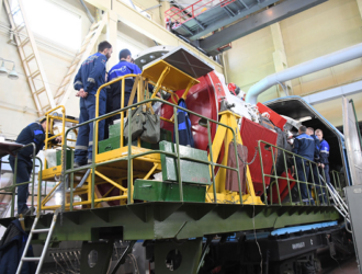 Грузовой корабль «Прогресс МС-21» на заправочной станции