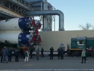 РН “Союз-2.1а” с 38-ю спутниками вывезли на старт