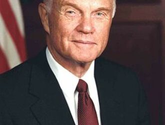 Умер Джон Гленн