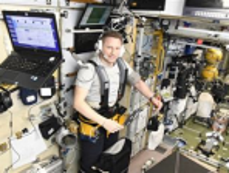 Космонавты на МКС смогут принять участие в переписи населения онлайн