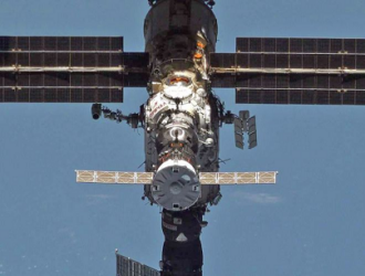 Российский «Прогресс» увёл МКС от столкновения с космическим мусором