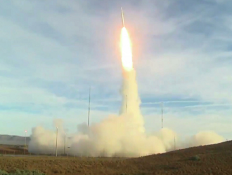 Власти США устранят проблемы с бюрократией в коммерческой космической отрасли в Калифорнии