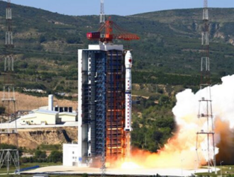 Китай успешно запустил спутник “Чжунсин-9В”