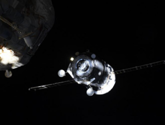 «Прогресс МС-17» освободил место для нового модуля